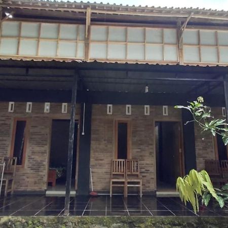 库尼亚家庭旅馆 班图尔 外观 照片