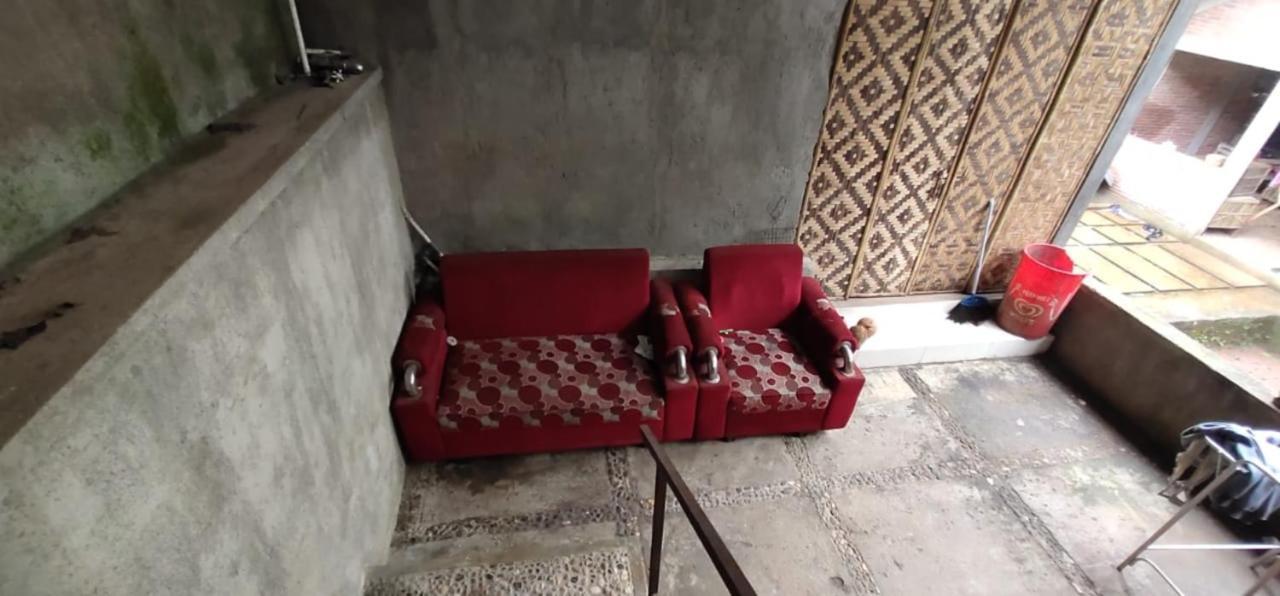 库尼亚家庭旅馆 班图尔 外观 照片